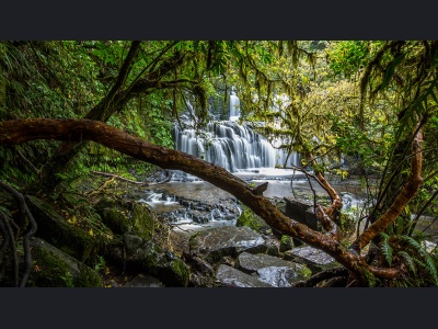 aa041-cascade135x75cm-540b7812