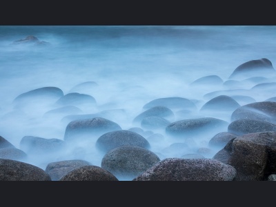 aa044-flood130x75cm-r25a2298